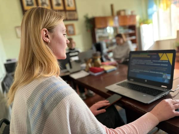 Математика, що рухає світ: участь студентів ВФК ДДАЕУ в регіональній конференції